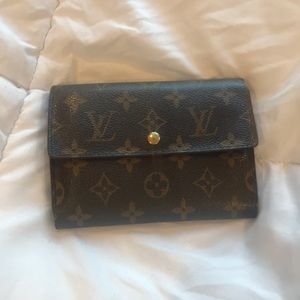 100% Authentic Vintage Louis Vuitton Wallet